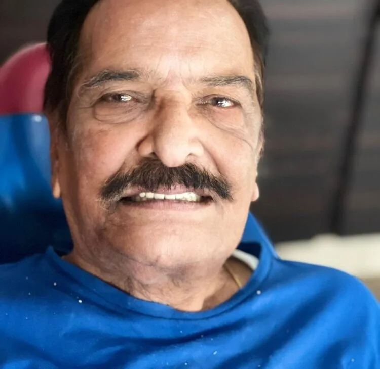 Simpladent Clinics Visakhapatnam - Home 01 Simpladent Clinics Visakhapatnam - Home 01 Smile Profile Simpladent Clinics Visakhapatnam 5